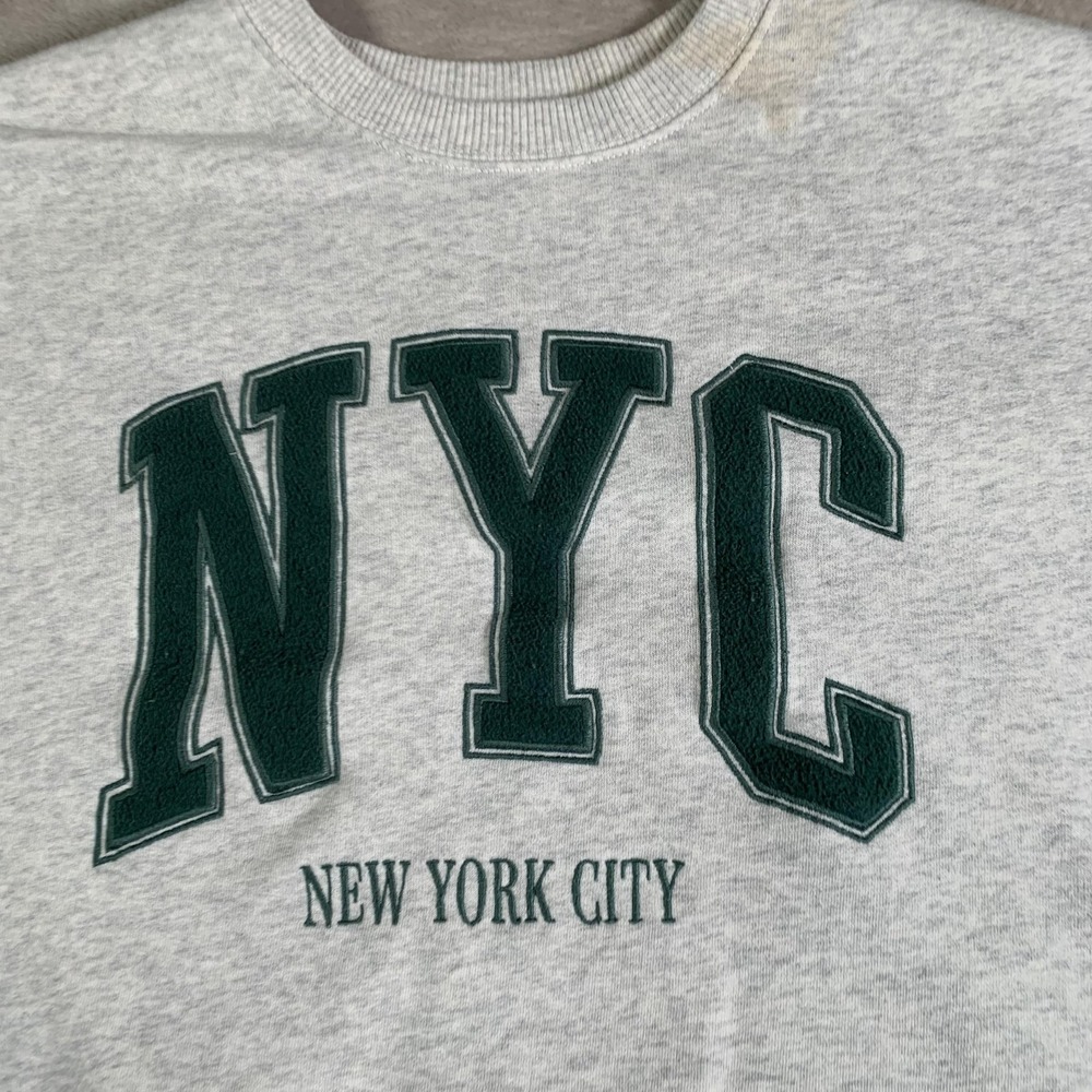 Hollister Sweatshirt Mens Medium NYC New‎ York City Chenille Applique Crewneck - Picture 2 of 11